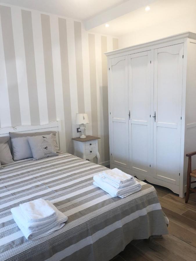 Bed and Breakfast La Rosa Bianca Роццано Екстер'єр фото